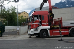 5_uebung_-_lkw-kran_in_stromleitung_20140518_1764513117