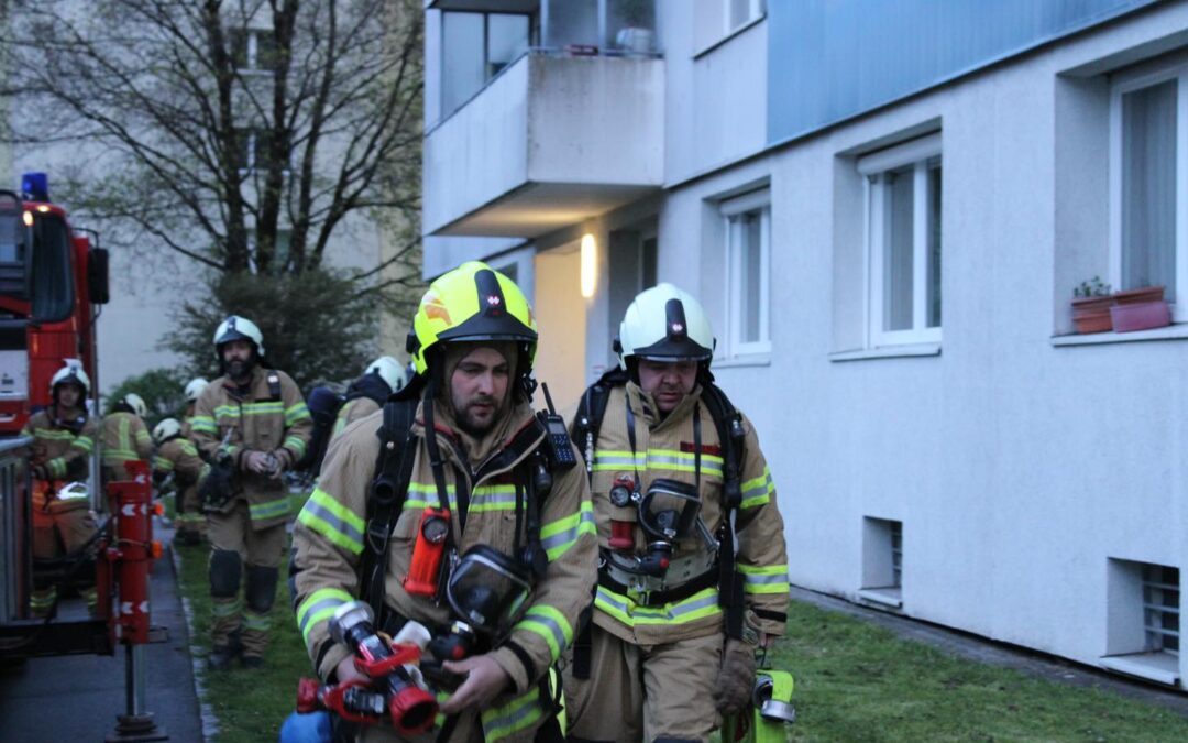 Übung – Brand Mehrfamilienhaus