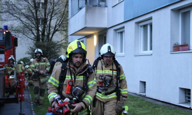 Übung – Brand Mehrfamilienhaus